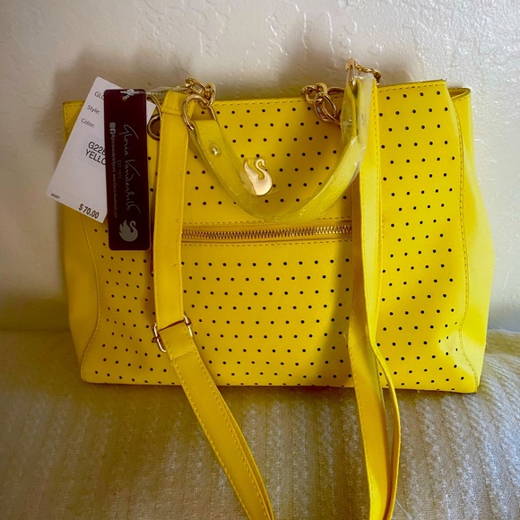 Gloria Vanderbilt Bags Gloria Vanderbilt Large Bag Poshmark